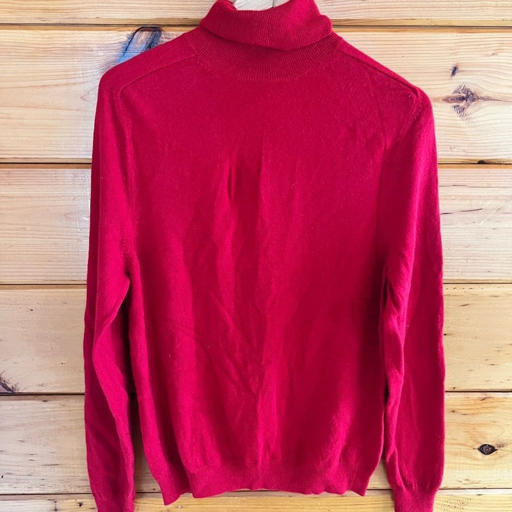 Express Men's Wool cashmere blend turtleneck sweater. XLarge